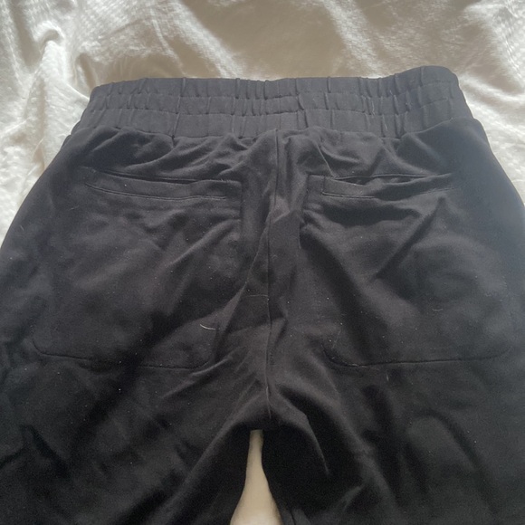 Cabi joggers - Picture 3 of 4